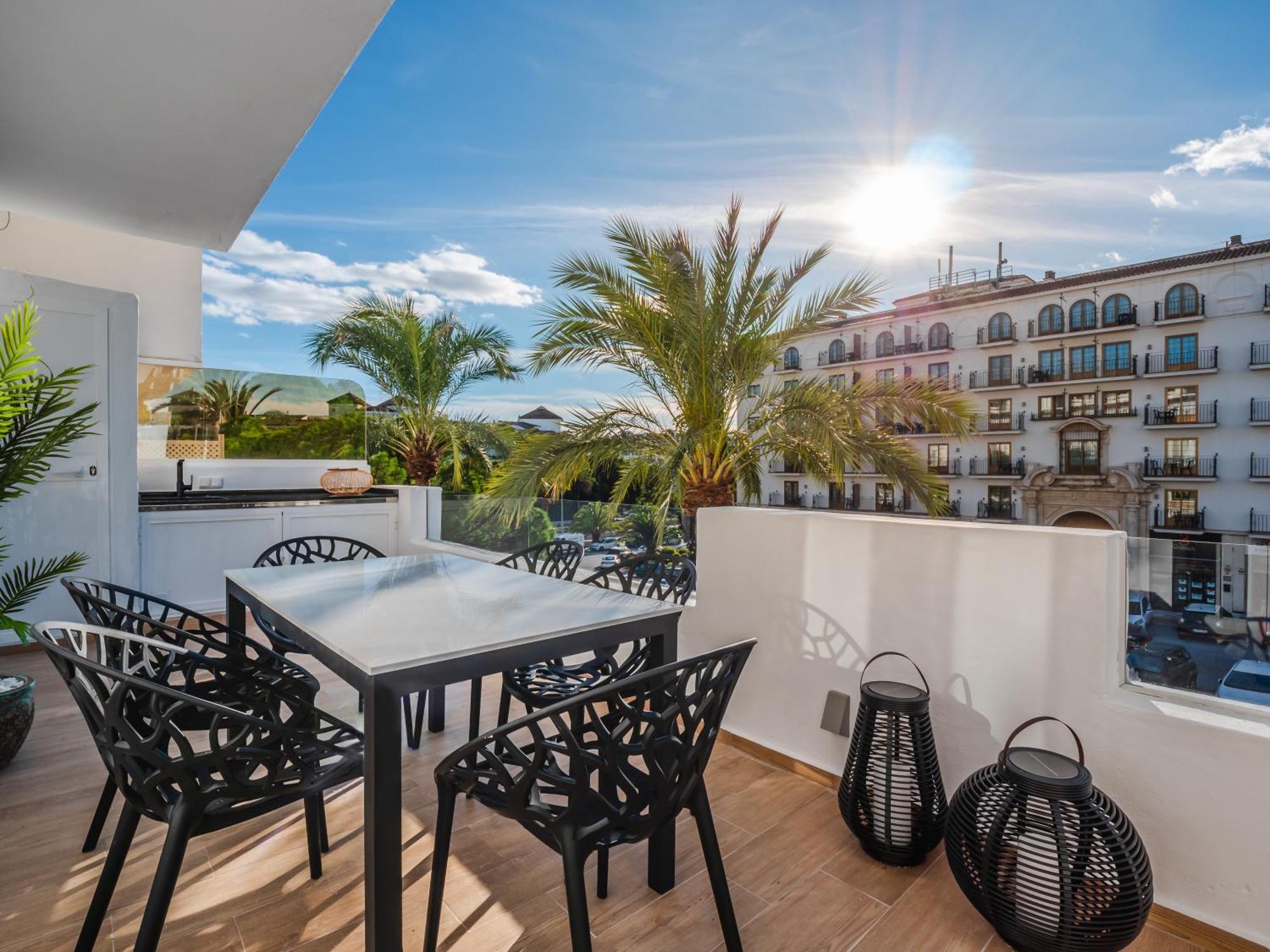 3 Bdrm Stylish Apt W Pool In Puerto Banus Marbellac Extérieur photo