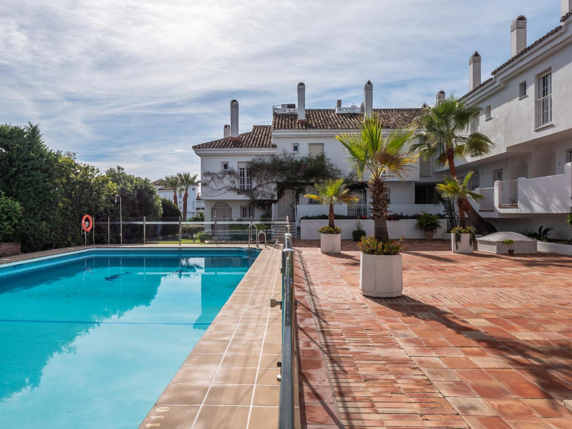 3 Bdrm Stylish Apt W Pool In Puerto Banus Marbellac Extérieur photo